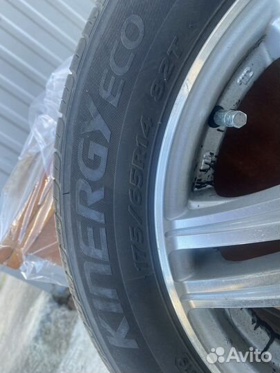 Hankook Kinergy Eco 14/65 R14 82