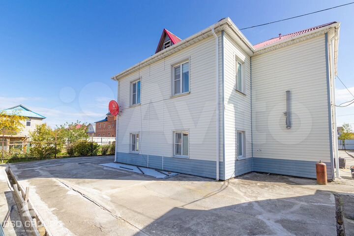 Дом 176,6 м² на участке 10 сот.