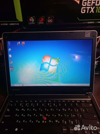 Ноутбук Lenovo ThinkPad Edge 13 e30 SSD