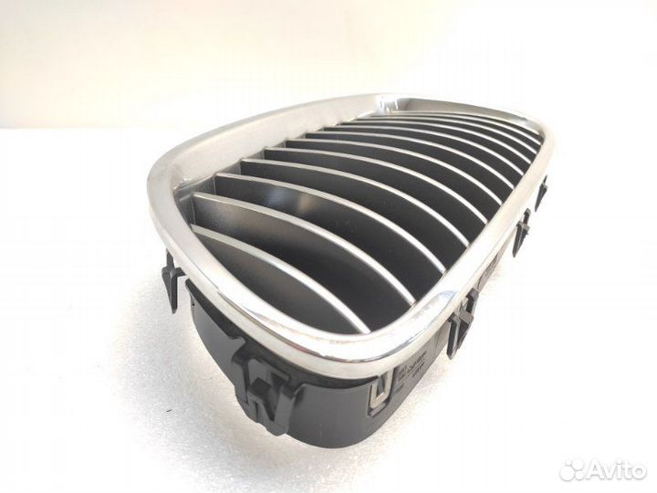 Решетка радиатора передняя левая Bmw 5-Series F10