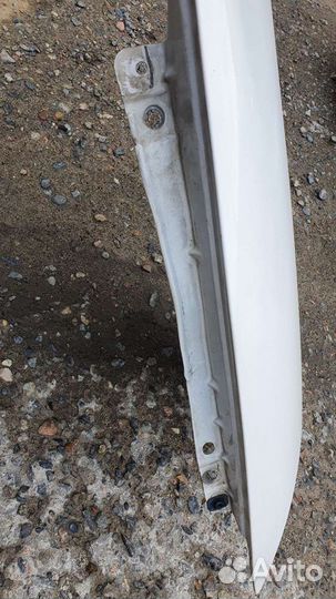 Крыло переднее левое ипсум 21 или26