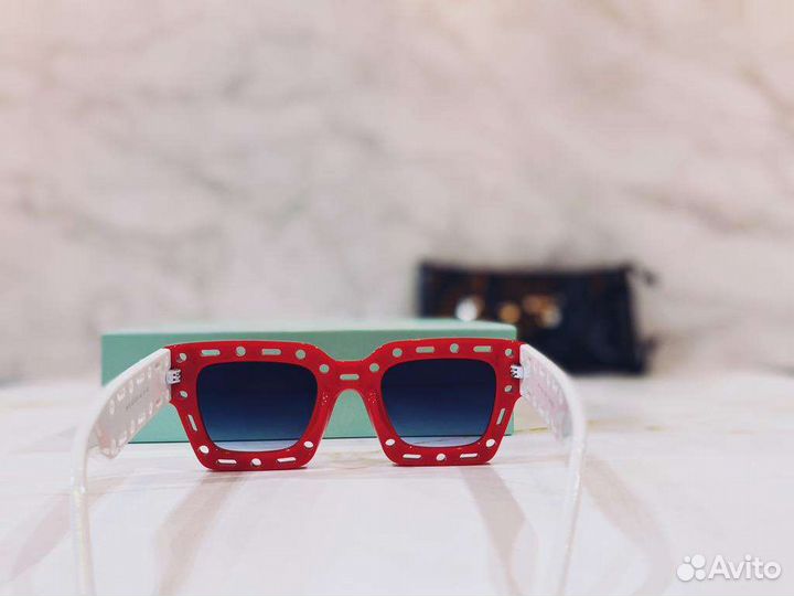 Солнцезащитные очки black and white