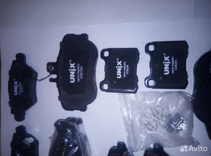 Тормозные колодки 15шт Opel Mercedes пересортица