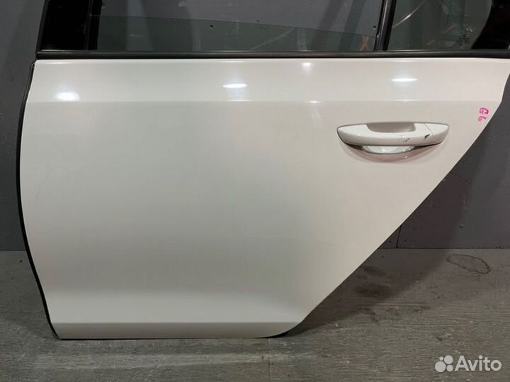 Дверь задняя левая Volkswagen Golf 6