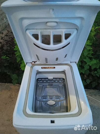 Стиральная машина с вертикальной загрузкой