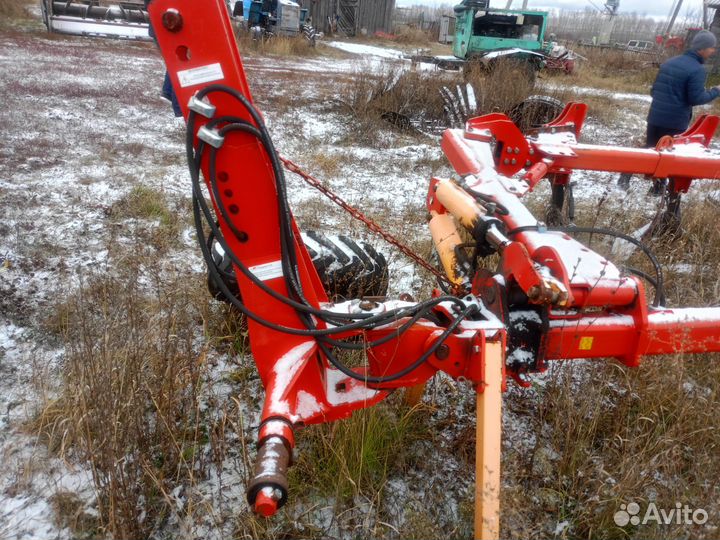 Плуг Грязинский культиваторный завод ППО-8, 2017