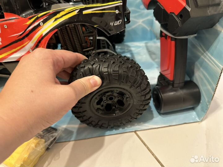 Радиоуправляемая машина hiper внедорожник