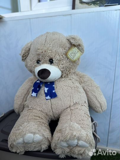 Плюшевый медведь