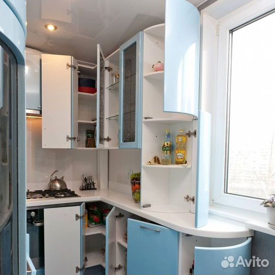 Кухня в потолок на заказ