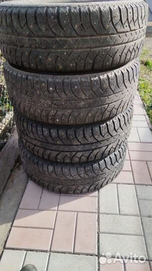 Шины Bridgestone 205 60 r16 зимние шипы