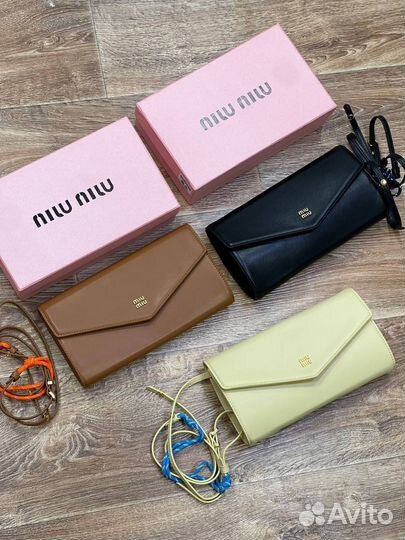 Сумка клатч Miu Miu chain straip 3 цвета