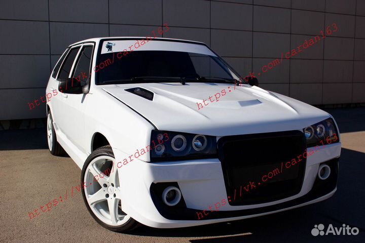 Пластиковый капот 