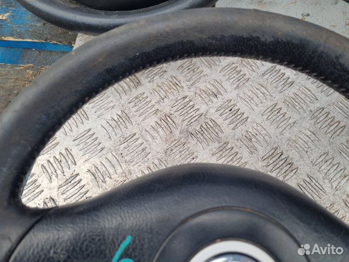 Руль Volkswagen Golf 4 2000