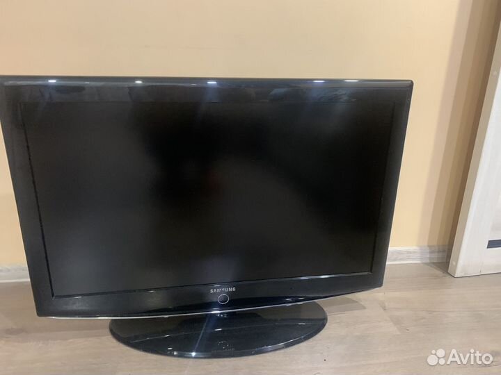 Телевизор samsung