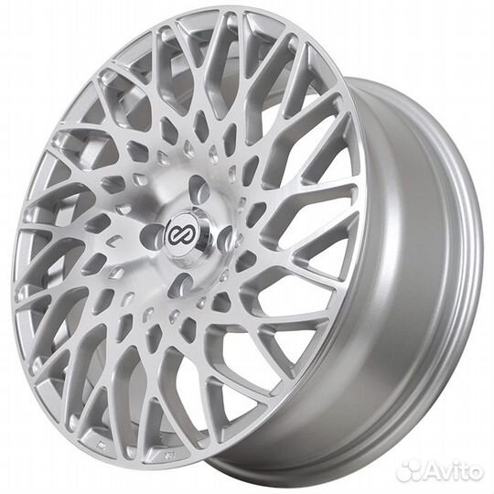 Литые диски Sakura Wheels 9511 (126) R17*7.5 / 4*100