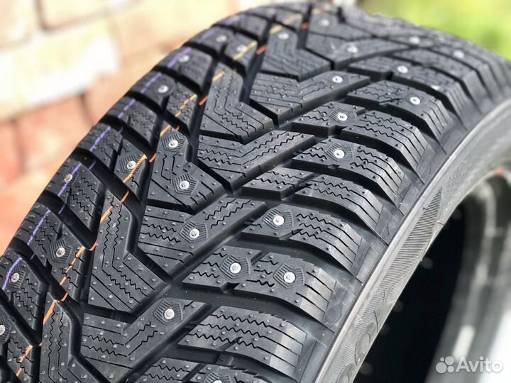 Hankook Winter I'Pike RS2 W429 215/50 R17 95T