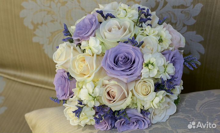 Букеты невесты и бутоньерки из живых цветов