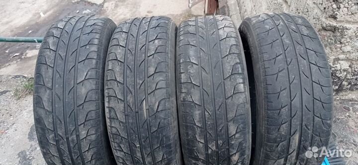 Kormoran Gamma 215/60 R16 99