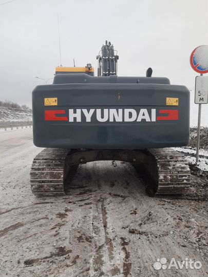 Гусеничный экскаватор Hyundai HX220S, 2023