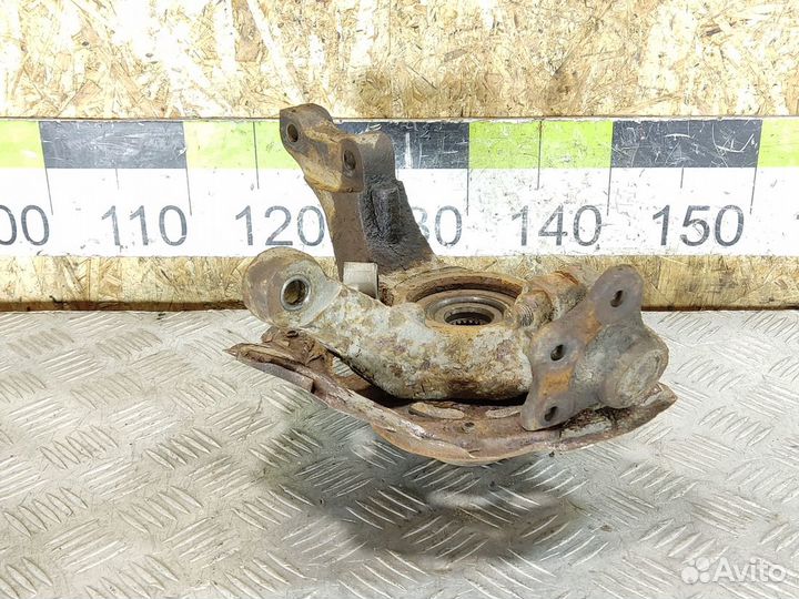 Кулак поворотный передний левый Opel Vectra B