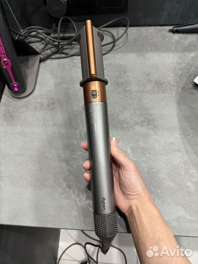 Стайлер dyson