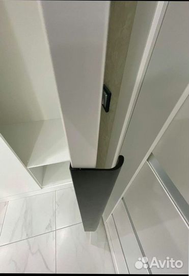 Распашной шкаф