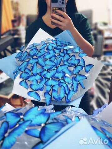 Букет из бабочек светящийся