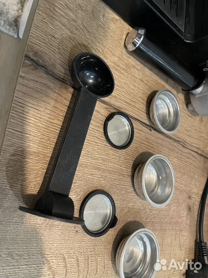 Кофеварка рожкового типа DeLonghi ECP 33.21 BK