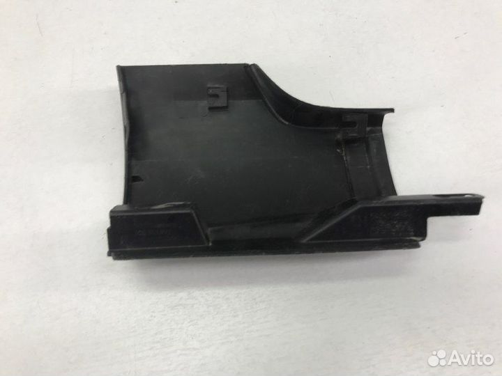 Накладка порога задняя левая Volkswagen Passat B6