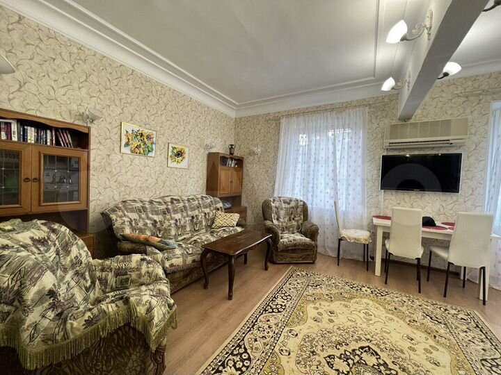 3-к. квартира, 95 м², 2/2 эт.
