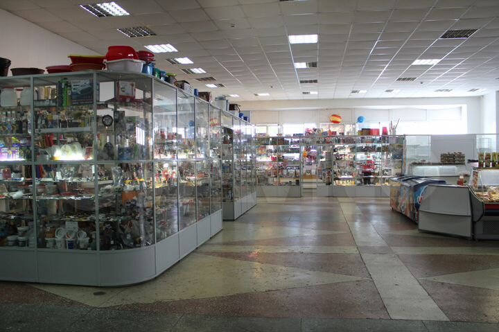 Торговая площадь, 1281 м²