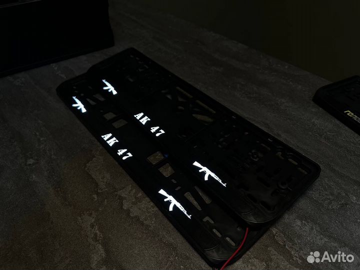 Номерная рамка c вашим логотипом и дизайном