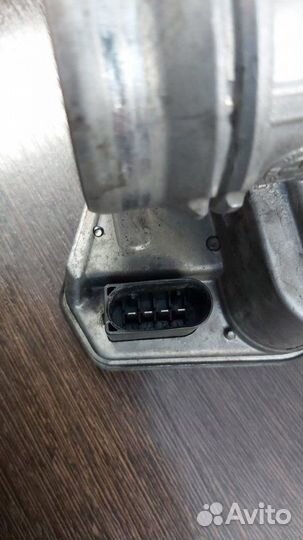 Дроссельная заслонка Bmw X3 2.0D E83 N47 2009