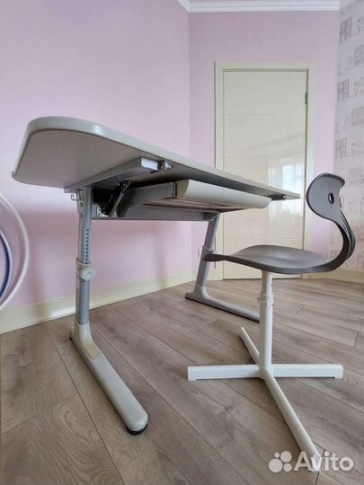 Стол письменный, парта растущая