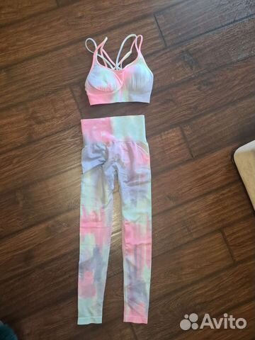 Спортивный костюм новый