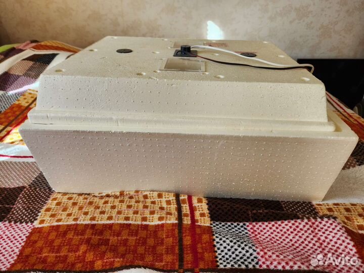 Инкубатор бытовой 