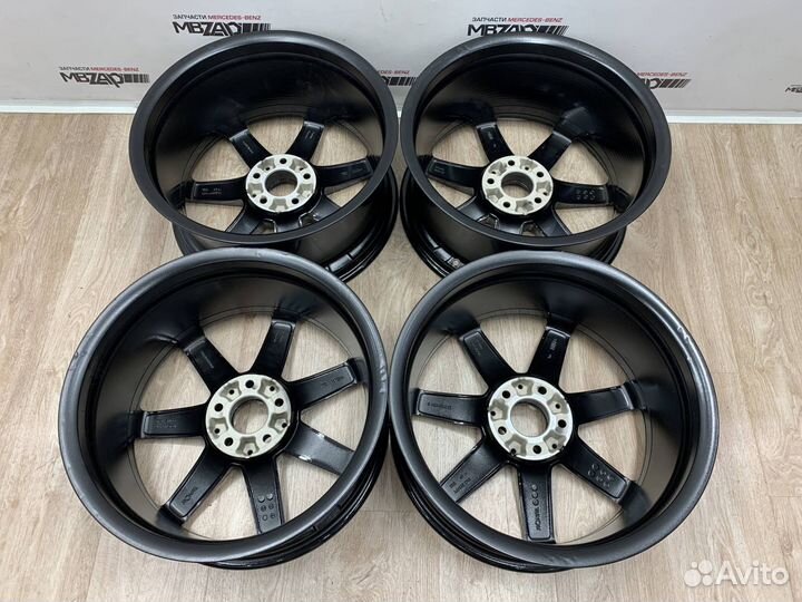 Диски R18 AMG Mercedes Benz W205 разноширокие