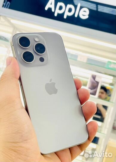 iPhone 15 Pro, 256 ГБ