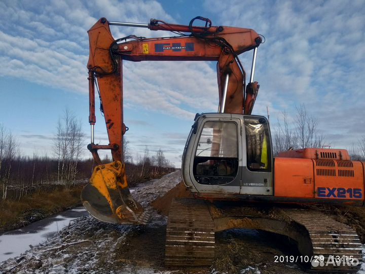 Гусеничный экскаватор. Аренда