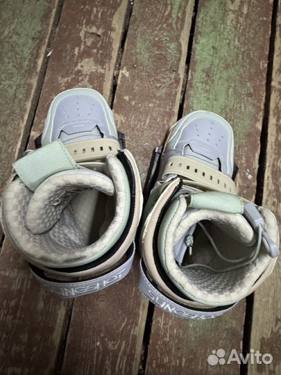 Крепления для вейкборда Slingshot Jewel