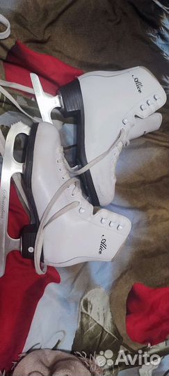 Коньки фигурные 37 размер кожа