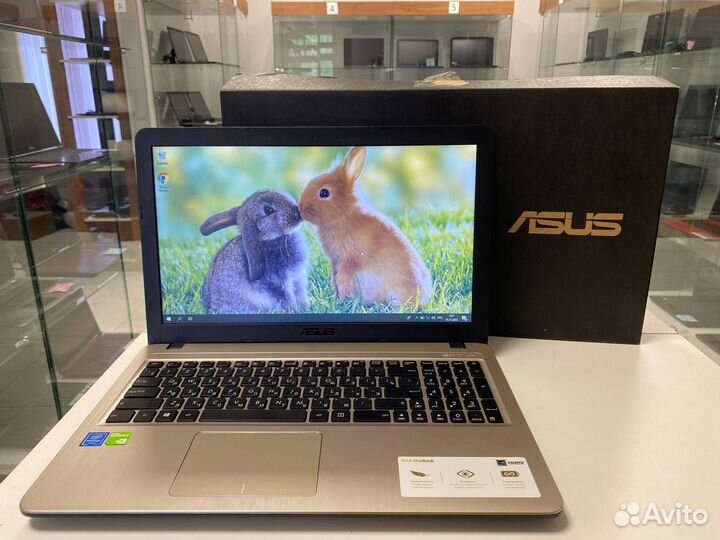 Ноутбук Asus (мало б/у) для средних игр