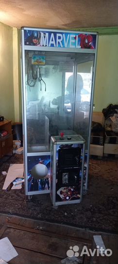 Игровой аппарат хватайка