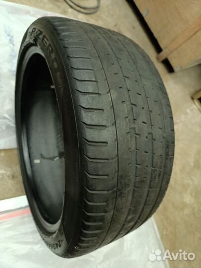 Pirelli P Zero 245/40 R19 94Y