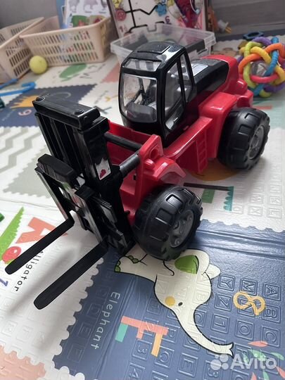 Машинка погрузчик