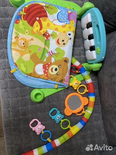 Развивающий коврик с пианино