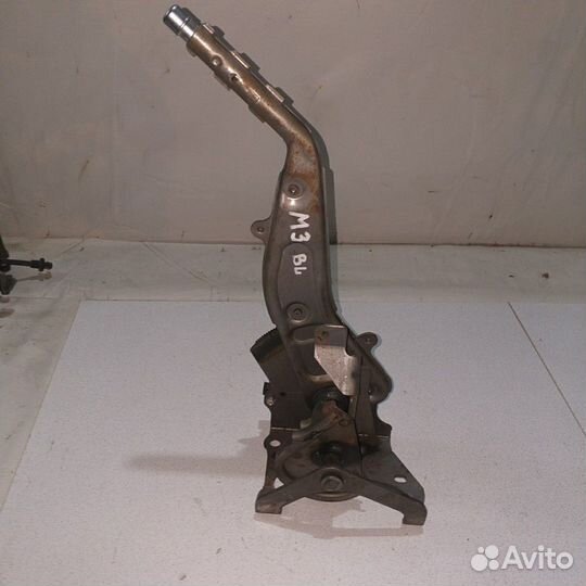 Ручник Mazda 3BL рычаг ручного тормоза