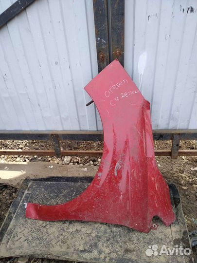 Крыло переднее Citroen C4