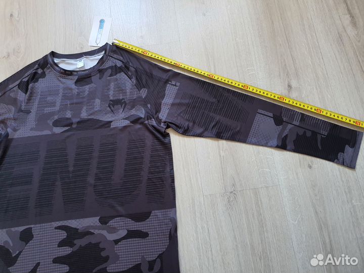 Костюм Рашгард Тайтцы Venum