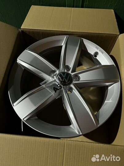 Vw tiguan Оригинал Новые 17е диски
